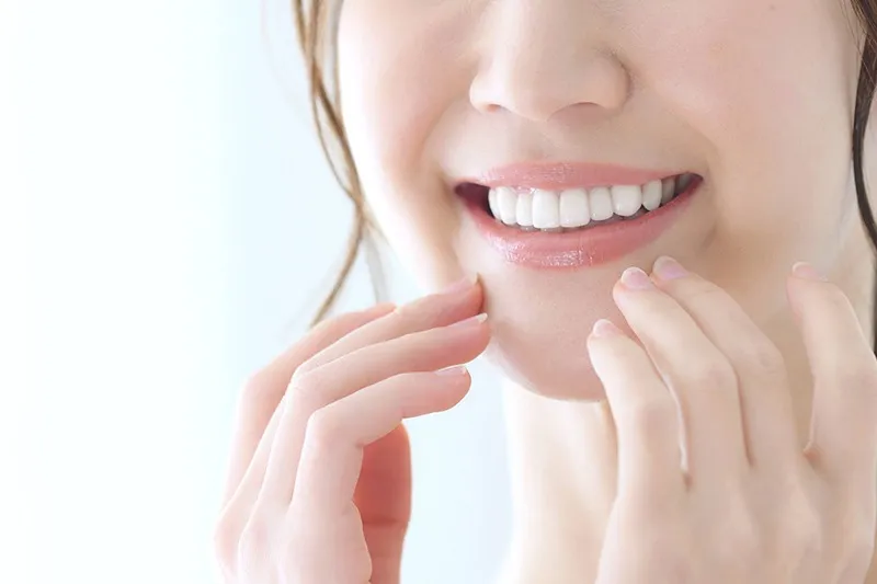 歯や歯肉の健康美を目指す審美治療